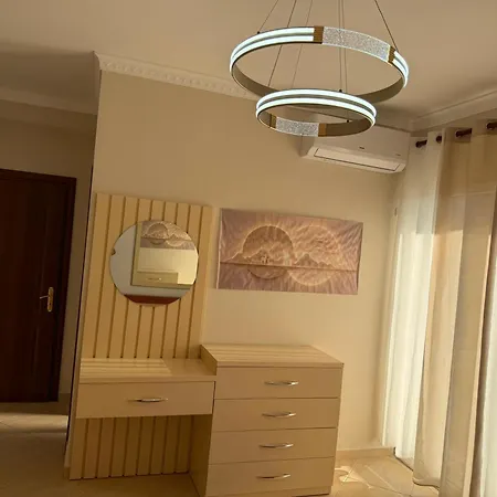 Cozy Kodra E Diellit Modern 2br Appartement *